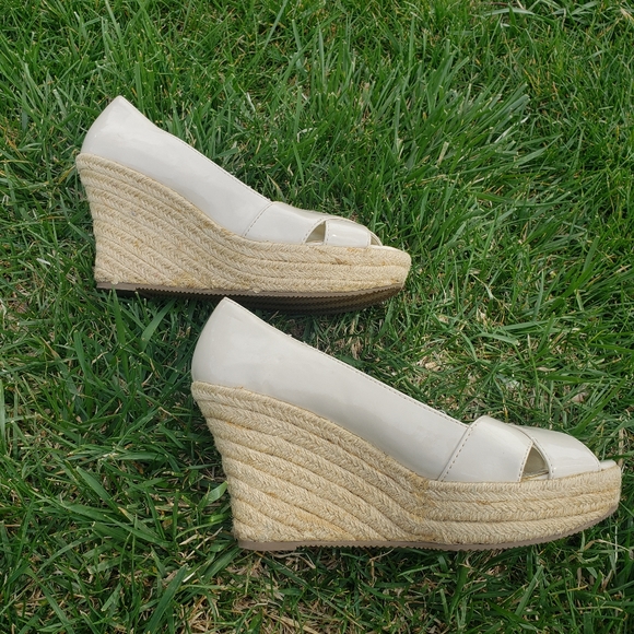 St. John's Bay Wedges Shoes - Picture 3 of 10